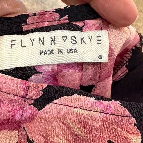 Flynn Skye Mallory Maxi Black Blossoms (19) - Picture 5 of 6